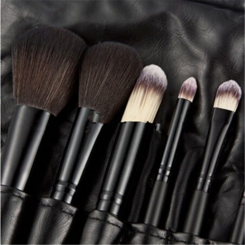Makeup Real Goat Hair Soften Brush Set 9pcs in a Black Carrying bag