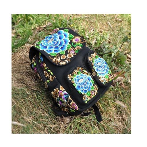 New Yunnan Fashionable Natioanl Style Embroidery Bag Stylish Featured Shoulders
