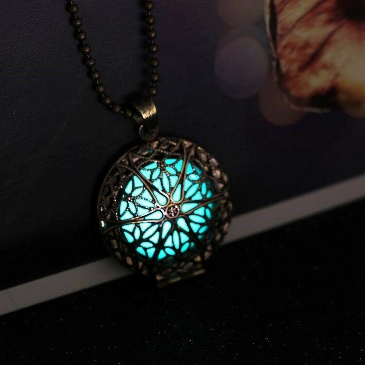 Necklace Alloy Hollow Noctilucence Pendant Necklace