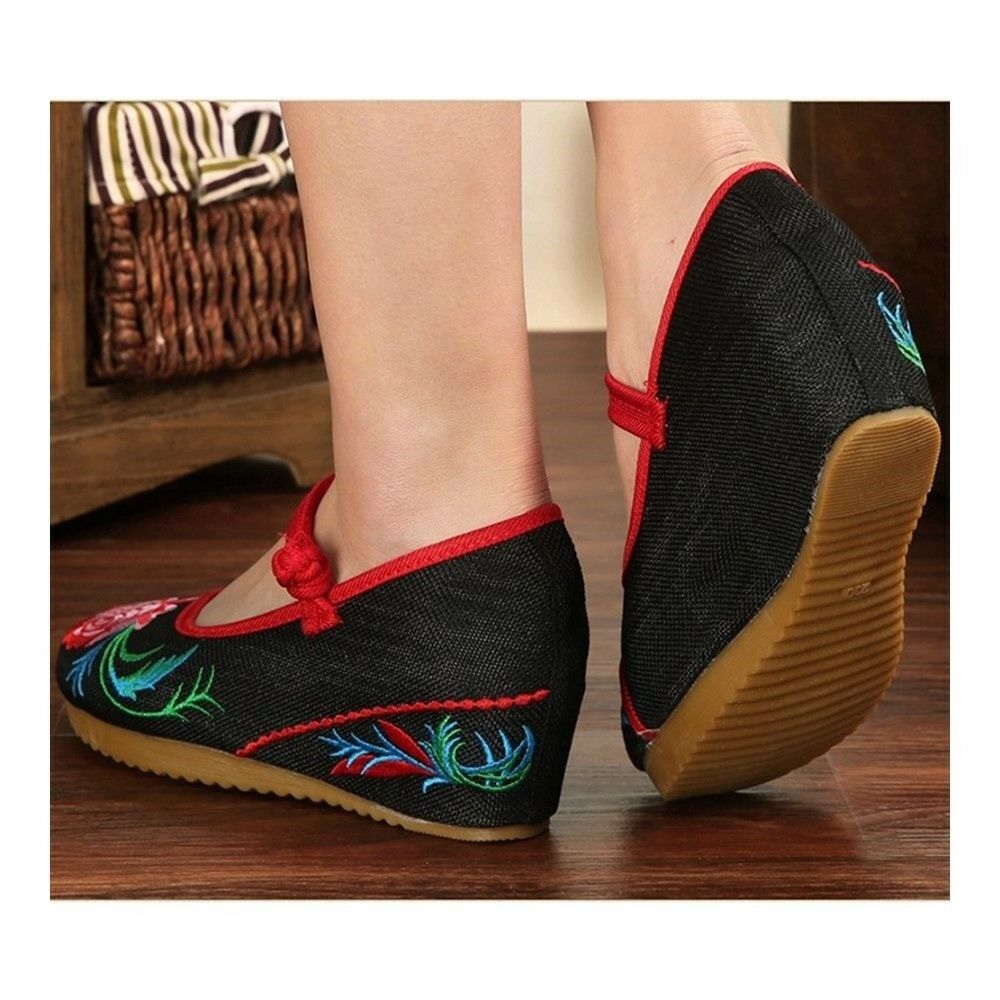 Slipsole Old Beijing Cloth Embroidered Shoes  black