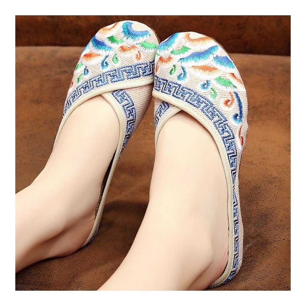 Old Beijing Cloth Shoes Embroidered Increased within Vintage Sandals   beige