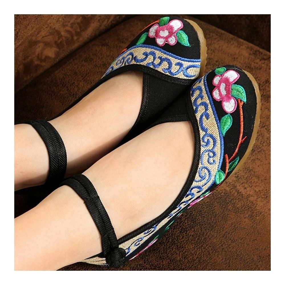 Old Beijing Cloth Embroidered Shoes Casual   black