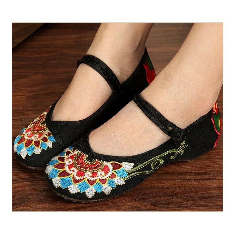 Old Beijing Cloth Embroidered Shoes Flat Casual  black