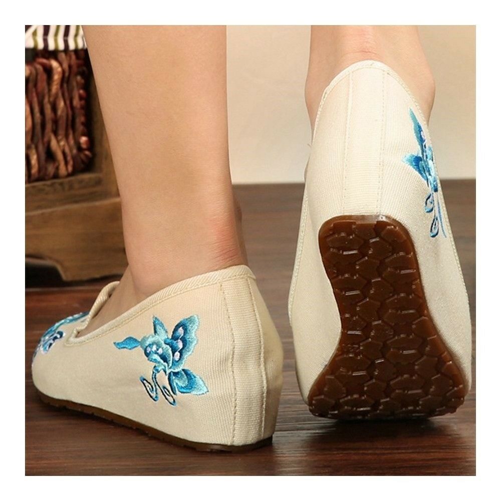 Old Beijing Cloth Embroidered Shoes Small White Shoes  white