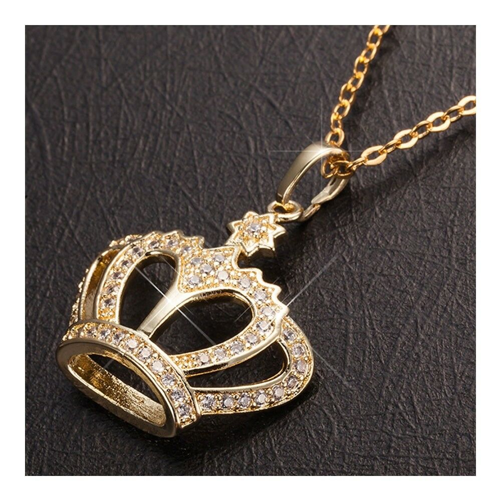 Full Zircons Crown Pendant