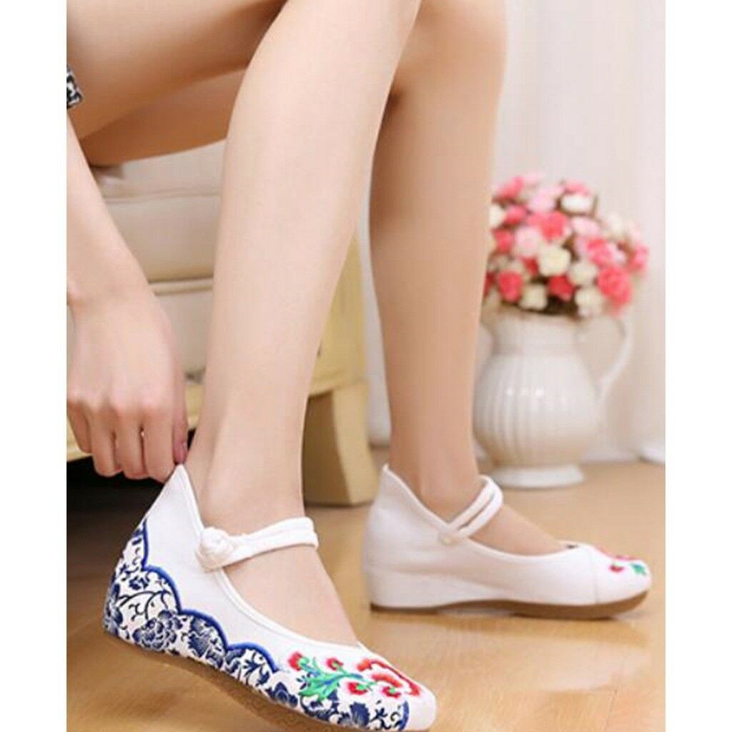 Old Beijing Cloth Shoes Thick Sole National Style Embroidered Woman Shoes  white