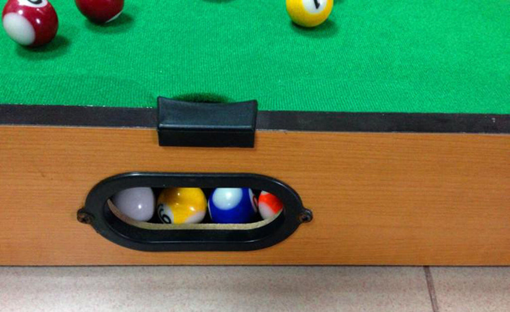 Popular pool bar drinking fun toy Doujiu party mini billiards table props Wine