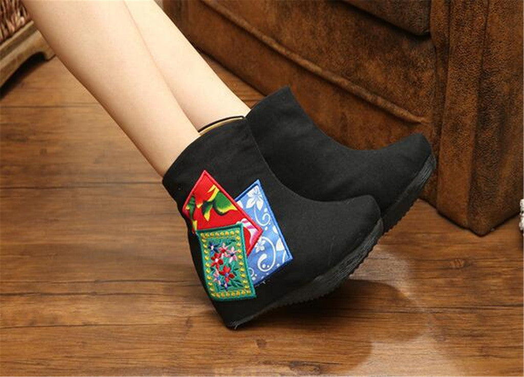 Chinese Embroidered Tall Wind Elevator Shoes for Women in Black Round Toe Design - Mega Save Wholesale & Retail - 3