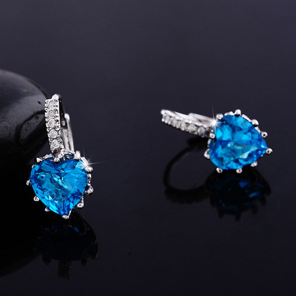 Peach Heart Zircon Earings   platinum plated blue zircon