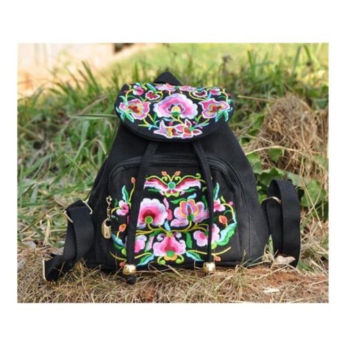 New Yunnan Fashionable Embroidery Bag Stylish Featured Shoulders Bag Fashionable