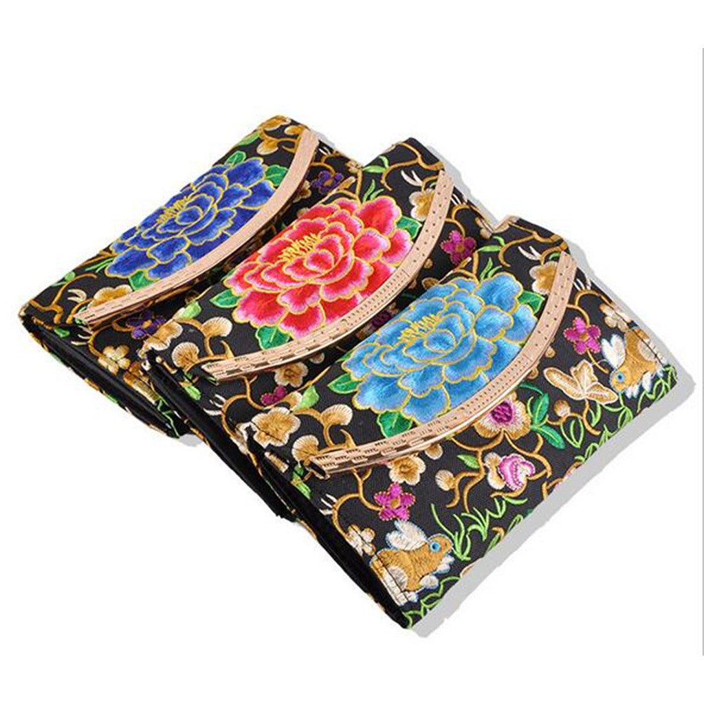 Yunnan National Style Embroidery Woman's Evening Banquet Bag Handbag Chinese Style Flower Banquet Bag   1 flower random - Mega Save Wholesale & Retail - 1
