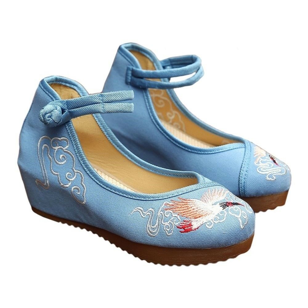 Old Beijing Cloth Shoes Phoenix Embroidered Increased whitin    light jeans