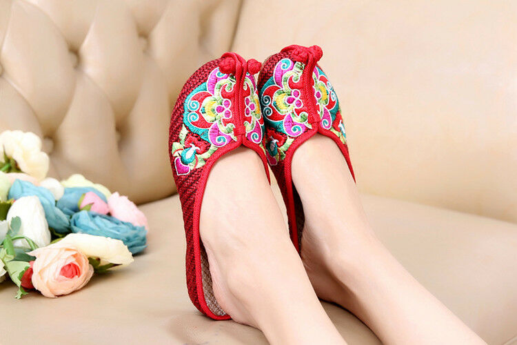 Old Beijing Cloth Shoes Summer Woman Cowhells Sole Embroidered Shoes wine red