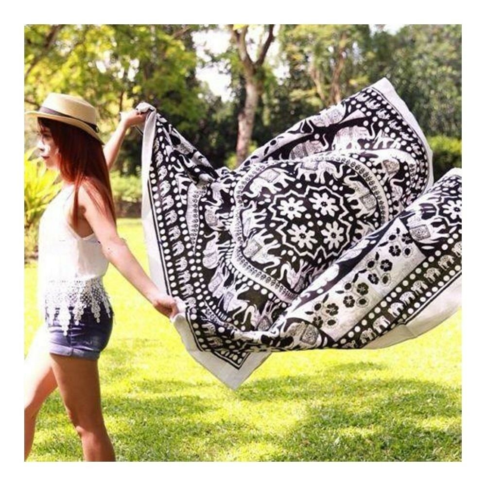 Chiffon Round Tassel Knitted Beach Towel Lantern Towel   white