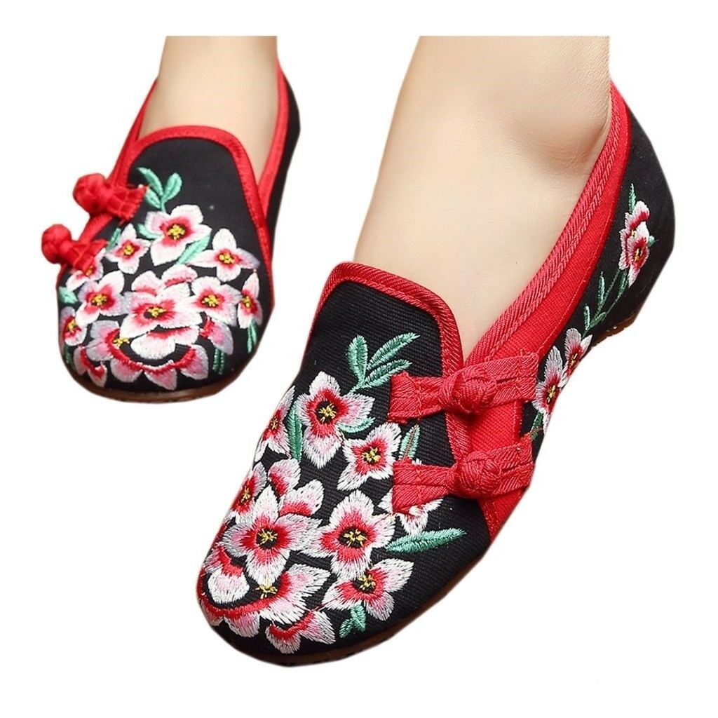 Old Beijing Cloth Shoes Embroidered National Style Cowhells