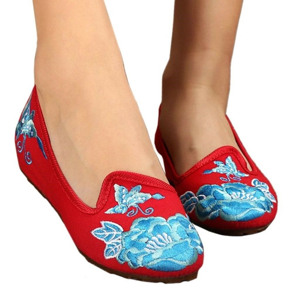 Old Beijing Cloth Embroidered Shoes Small White Shoes   red