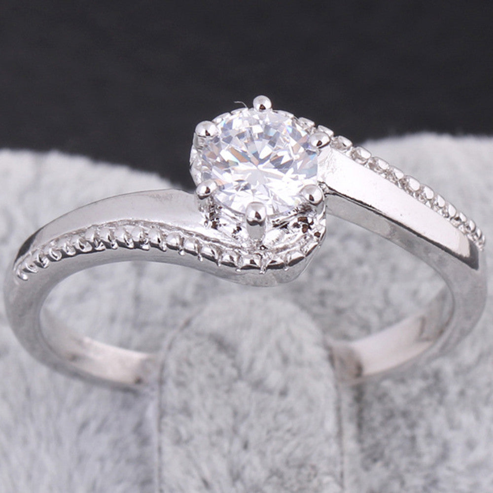 Simple Round Zircon Ring   6.5# platinum plated white