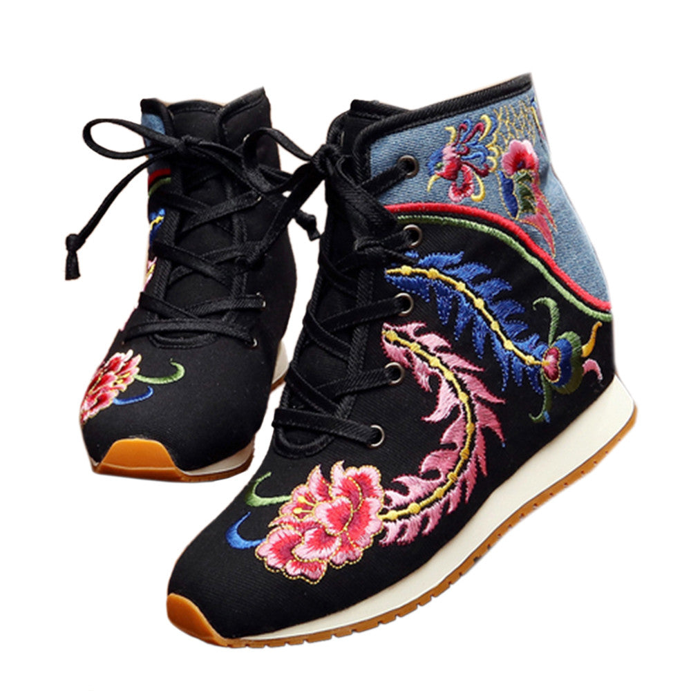 Sports Boots Vintage Beijing Cloth Shoes Embroidered Boots black - Mega Save Wholesale & Retail - 1