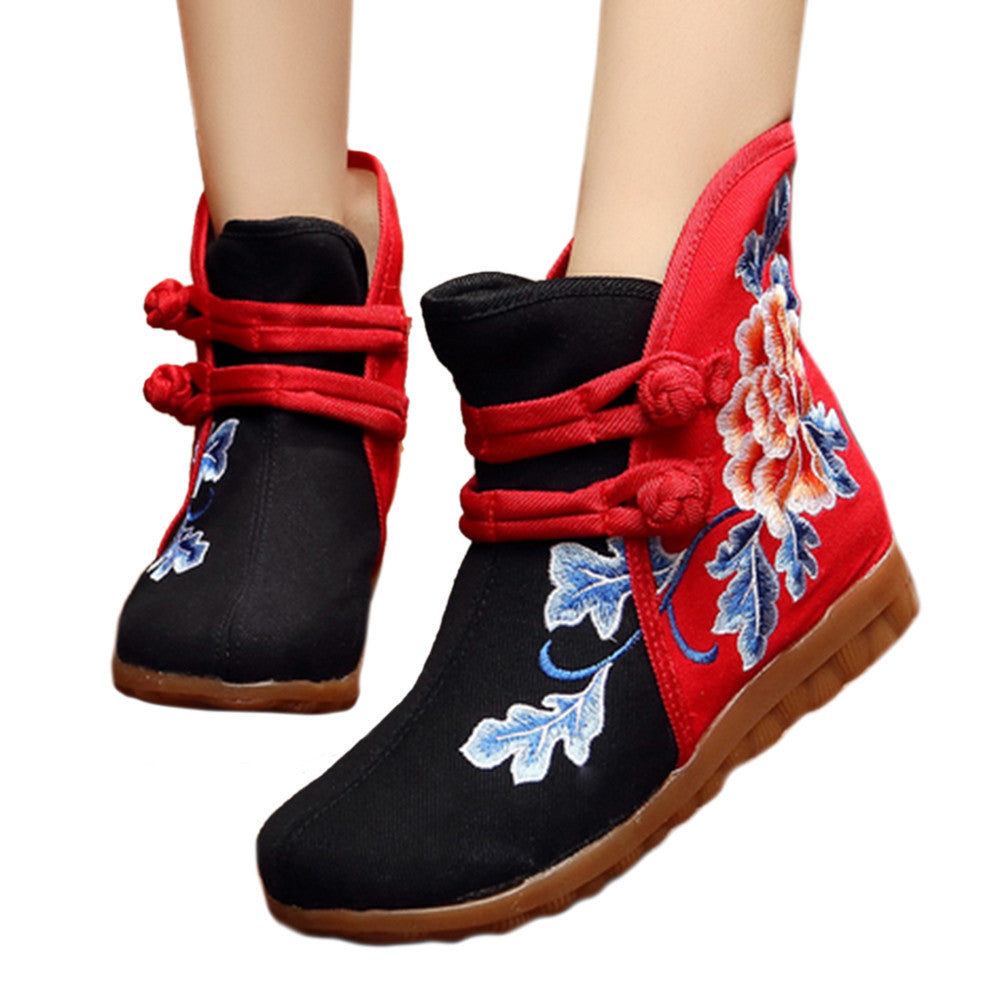 Vintage Beijing Cloth Shoes Embroidered Boots black - Mega Save Wholesale & Retail - 1
