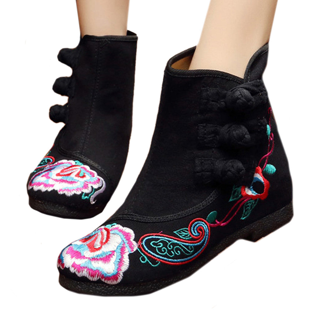 Vintage Beijing Cloth Shoes Embroidered Boots black - Mega Save Wholesale & Retail - 1