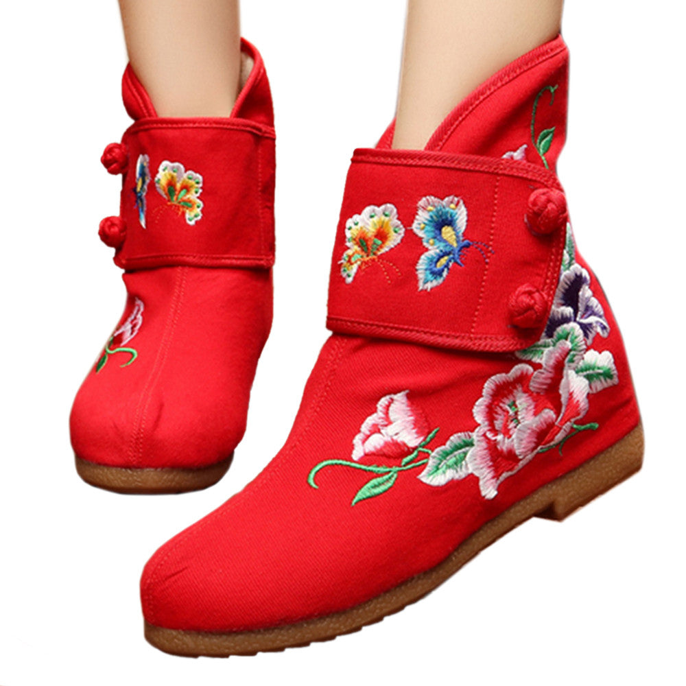 Vintage Beijing Cloth Shoes Embroidered Boots red - Mega Save Wholesale & Retail - 1