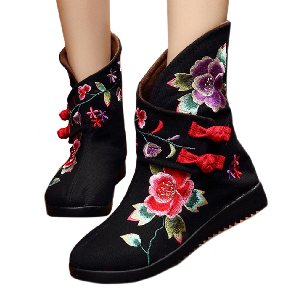Vintage Beijing Cloth Shoes Embroidered Boots black - Mega Save Wholesale & Retail - 1